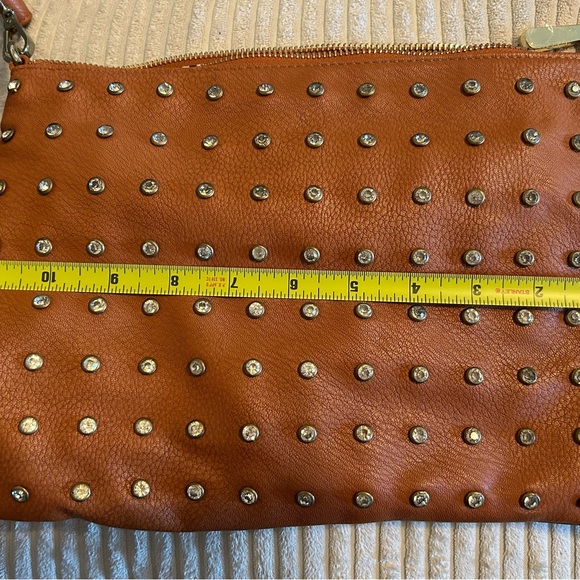 Charming Charlie crossbody bag - Picture 7 of 7